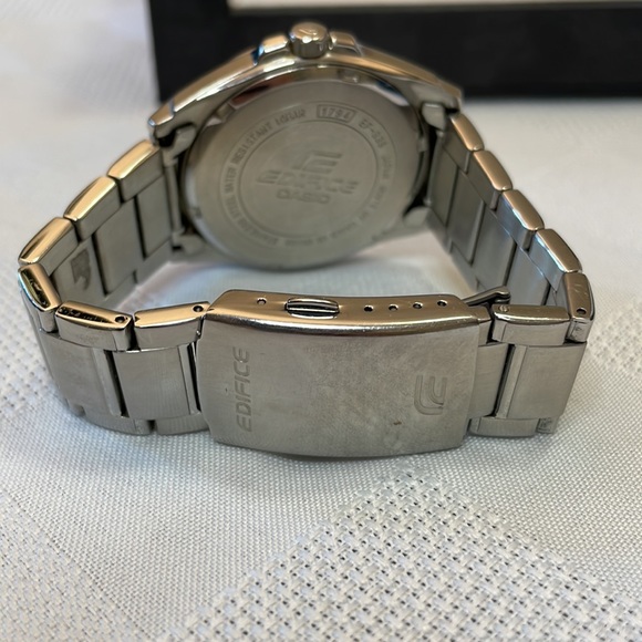 Casio Edifice Watch - Picture 4 of 8